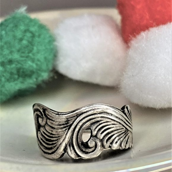Nice handmade Vintage spoon ring size 6 1/2 beautiful flowery design spoon ring - Picture 1 of 2